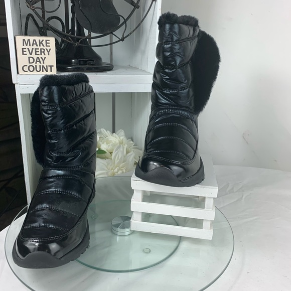 Cheeks Tony Little Womens Puffer Boot. - Picture 7 of 9